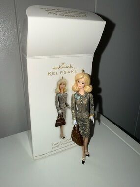 Hallmark Keepsake Tweed Indeed Barbie Ornament with box